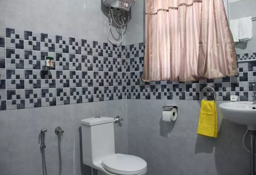 Hotelli Oyo 7170 Home Stay Vintage Villa