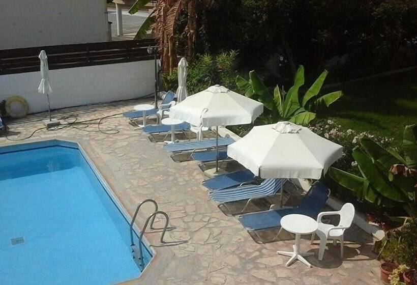 Kozis Hotel Apartments