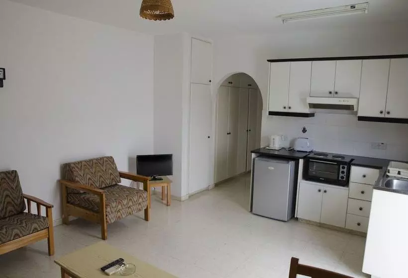 Kozis Hotel Apartments