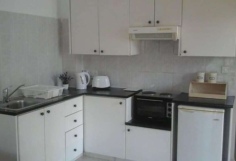 Kozis Hotel Apartments