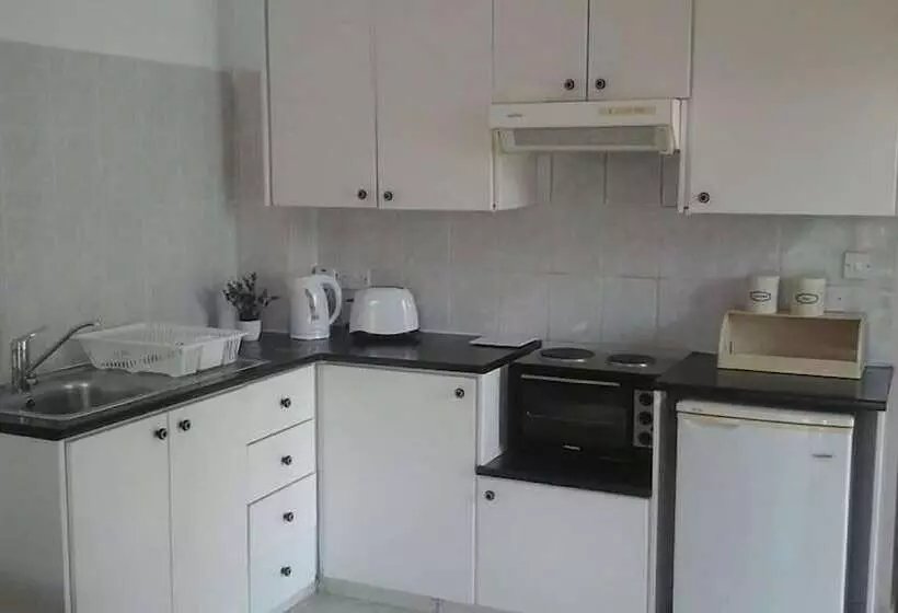 Kozis Hotel Apartments