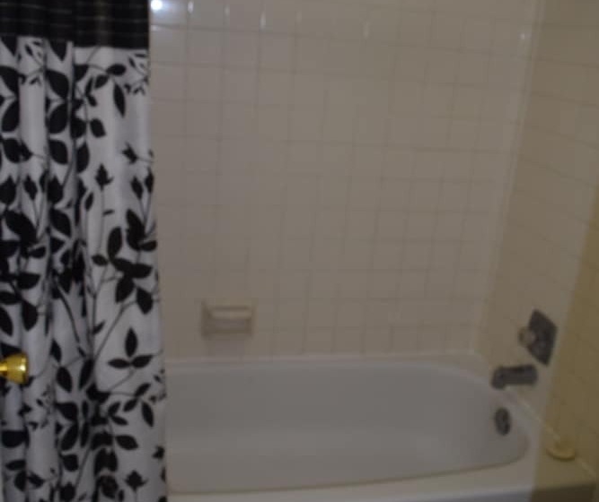 Mactavish Court Townhomes