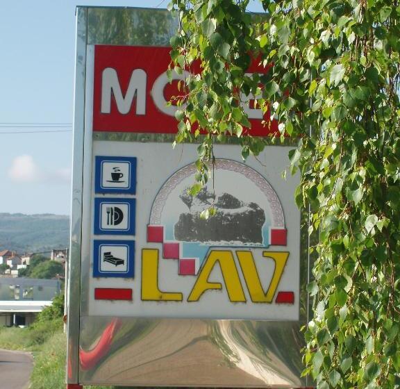 Motel Lav