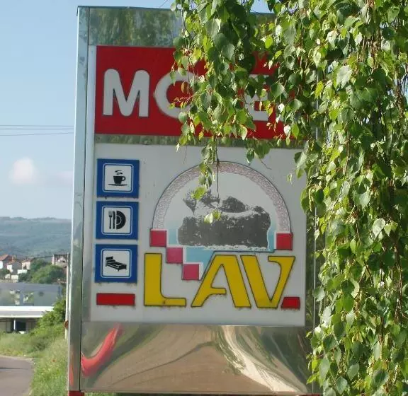 Motel Lav