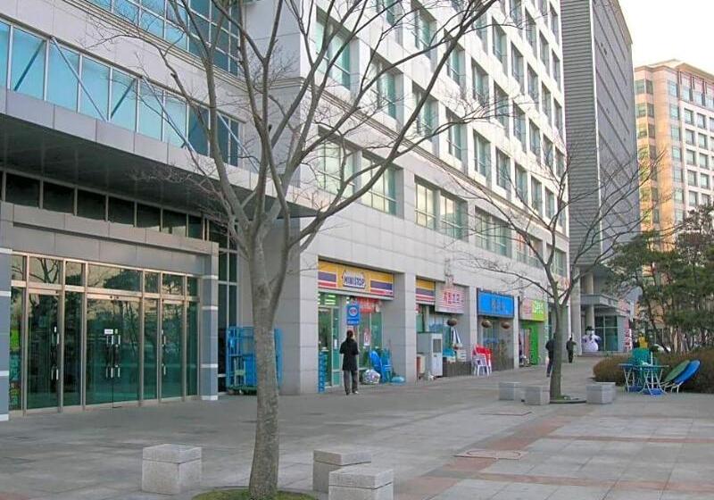 펜션 Airport Guesthouse