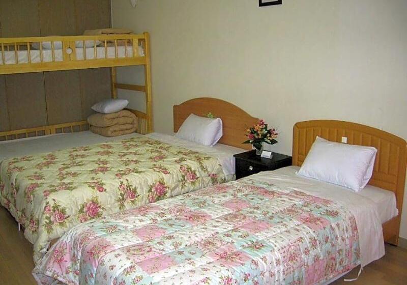 펜션 Airport Guesthouse