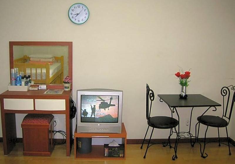 펜션 Airport Guesthouse