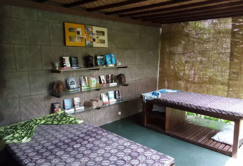 پانسیون Jassri Homestay