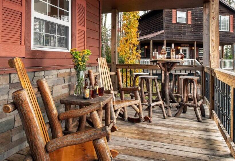 Pipestem Spa, Event Center And Mountain Chalets