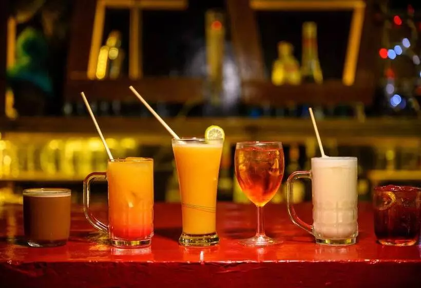 استراحتگاه Lover View Pool Bar & Bungalows