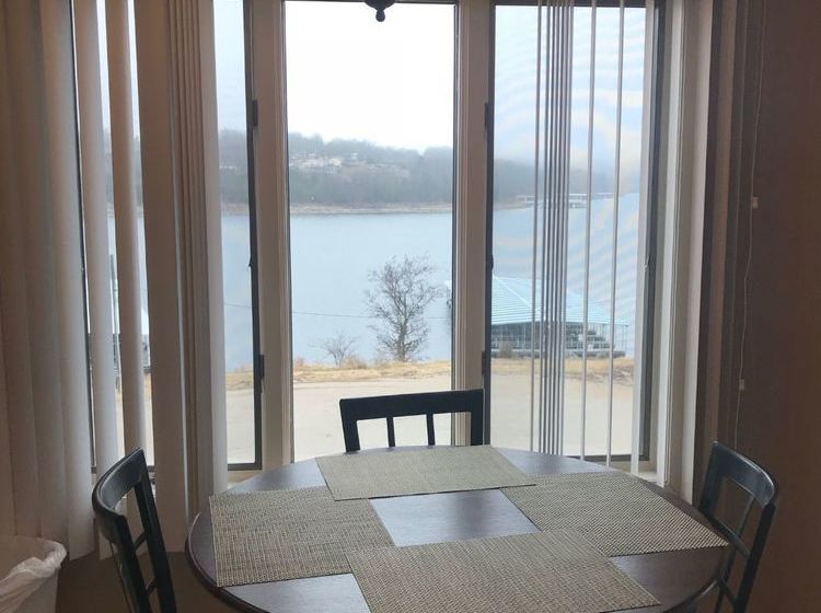 Table Rock Resorts At Kimberling Inn