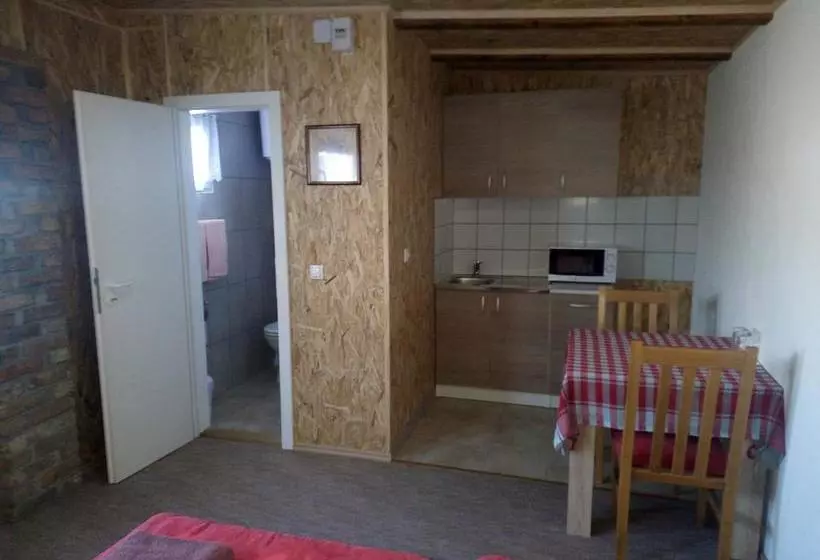 هاستل Pansion Laktaši