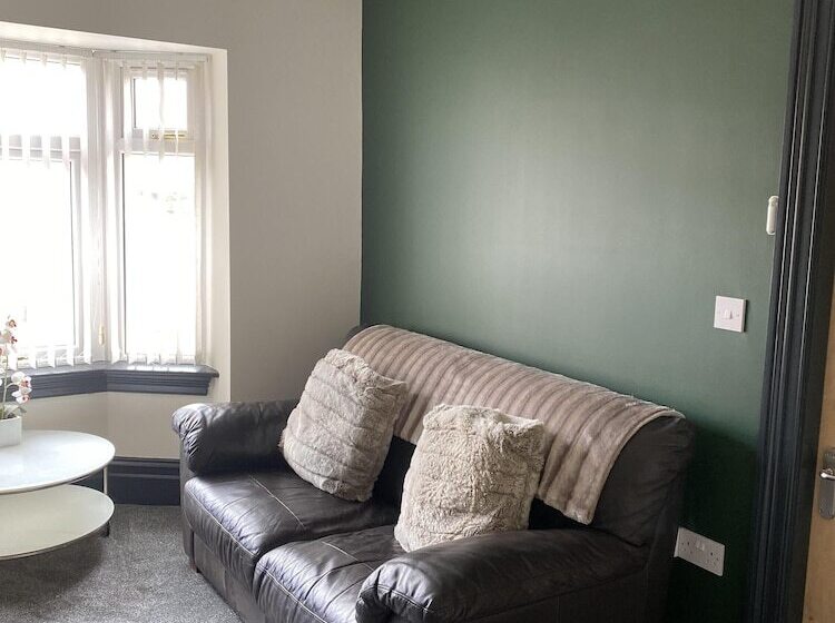 Brinkburn Serviced Apartments