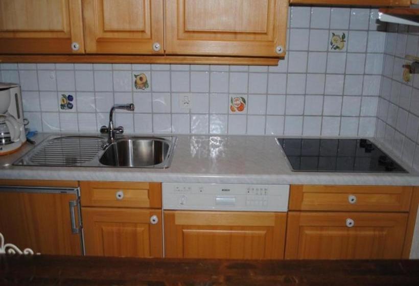 בית מלון כפרי Armina A