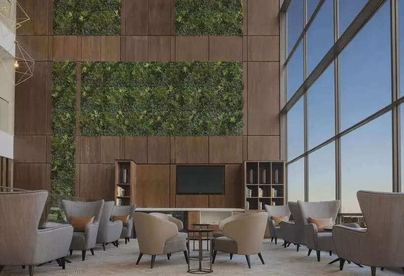 ホテル Four Points By Sheraton Nairobi Airport