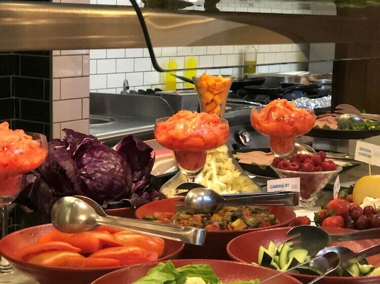 Hotel Four Points By Sheraton Nairobi Airport