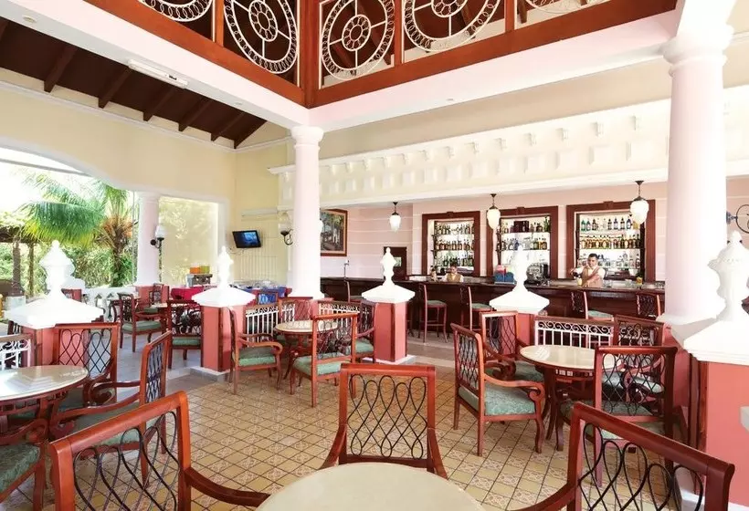 ホテル Grand Memories Santa Maria