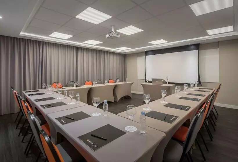 ホテル Intercity Bauru