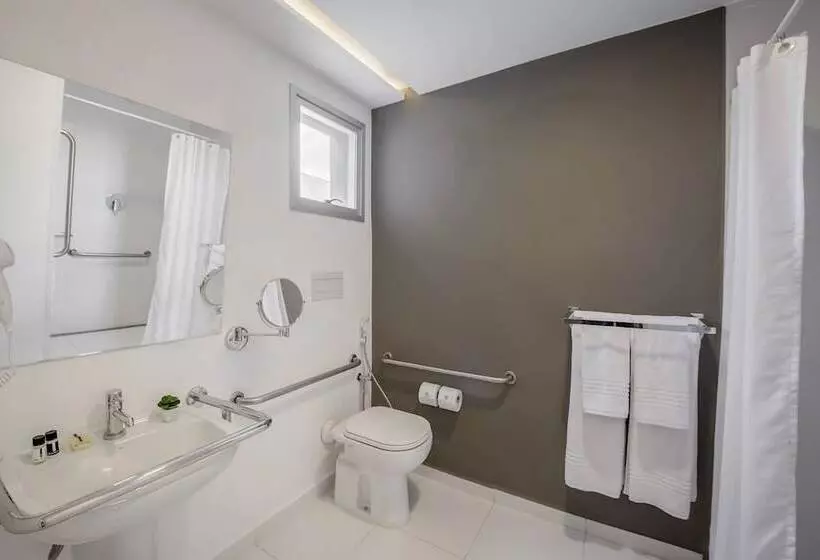 ホテル Intercity Bauru