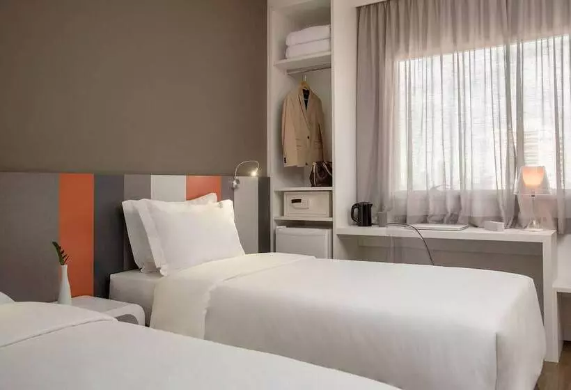 ホテル Intercity Bauru