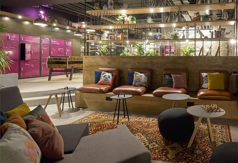 هتل Moxy Berlin Humboldthain Park