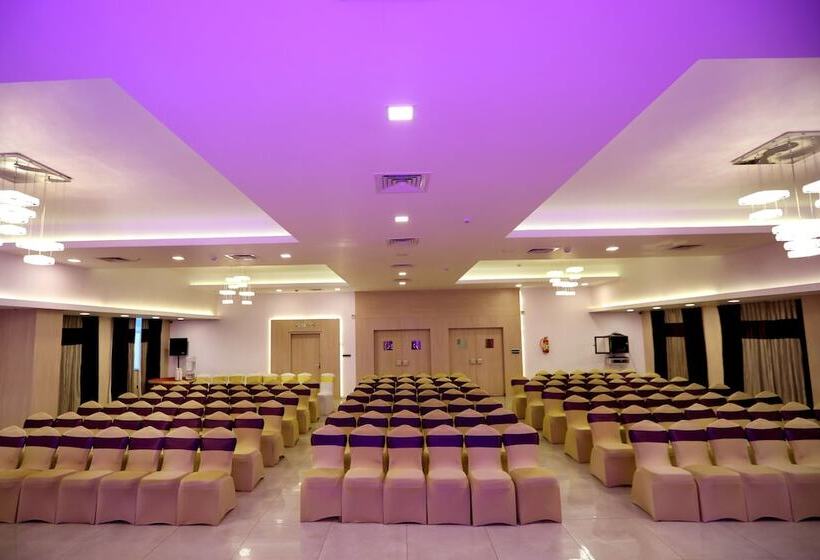 ホテル Nk Grand Park Airport