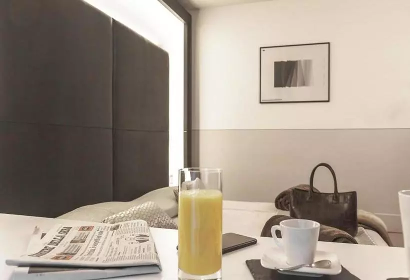 هتل Silk Art B&b