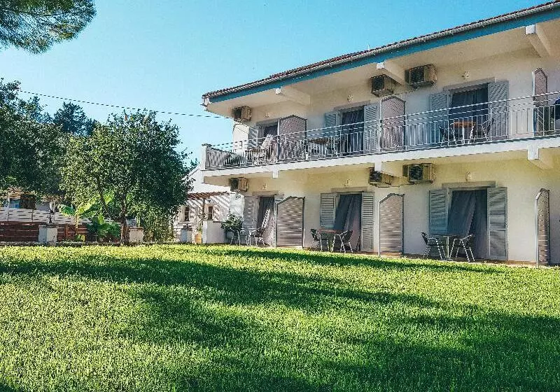 Hôtel Three Seasons