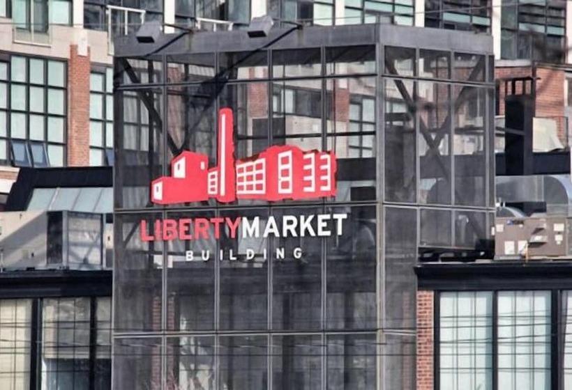 Lavish Suites   Two Story Loft   Downtown Toronto