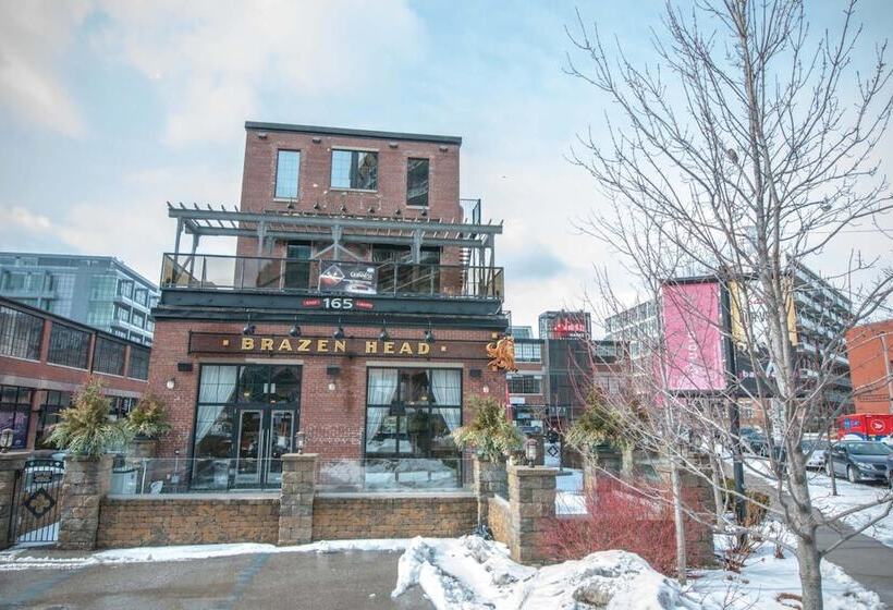 Lavish Suites   Two Story Loft   Downtown Toronto