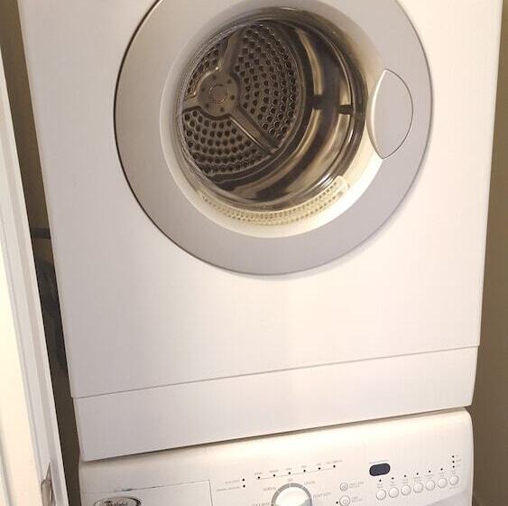 Lavish Suites   Two Story Loft   Downtown Toronto