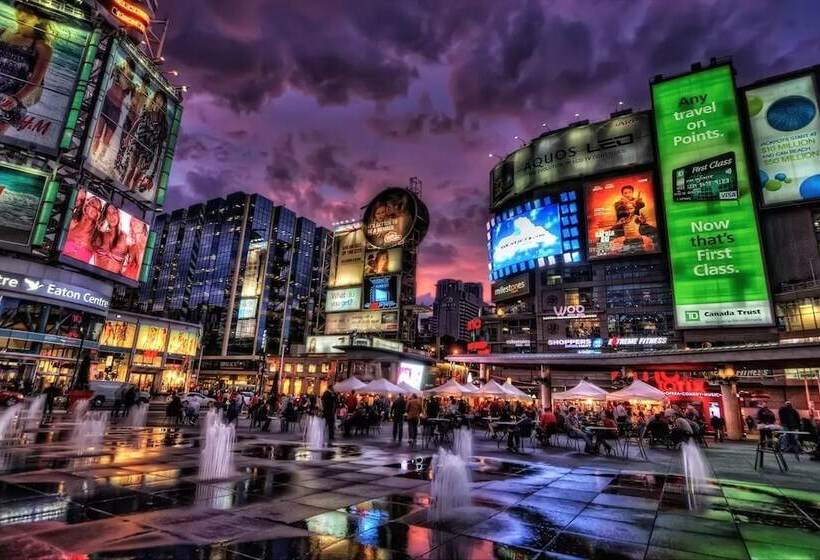 Lavish Suites   Two Story Loft   Downtown Toronto