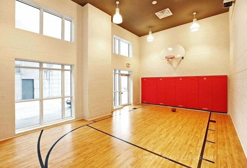 Lavish Suites   Two Story Loft   Downtown Toronto