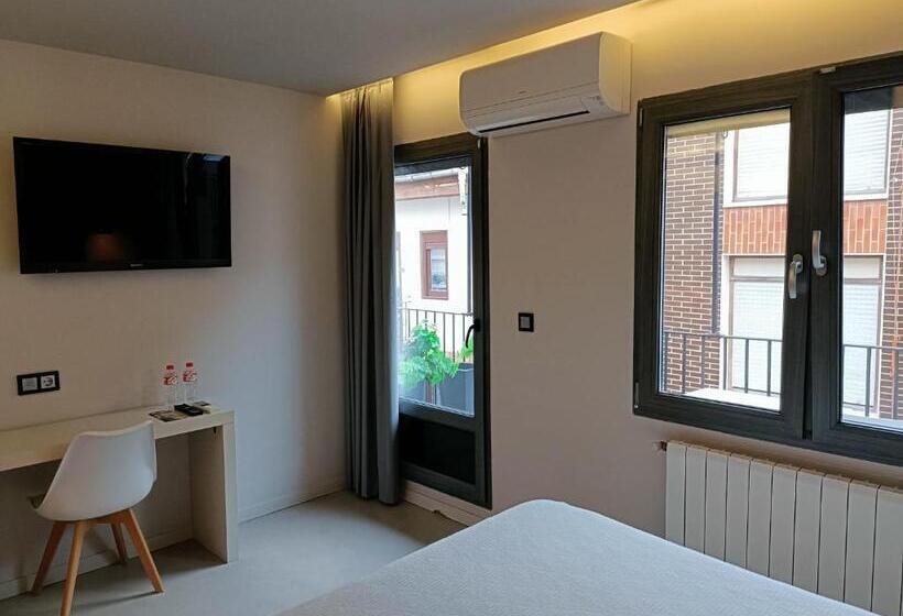 פנסיון Ardigales 11