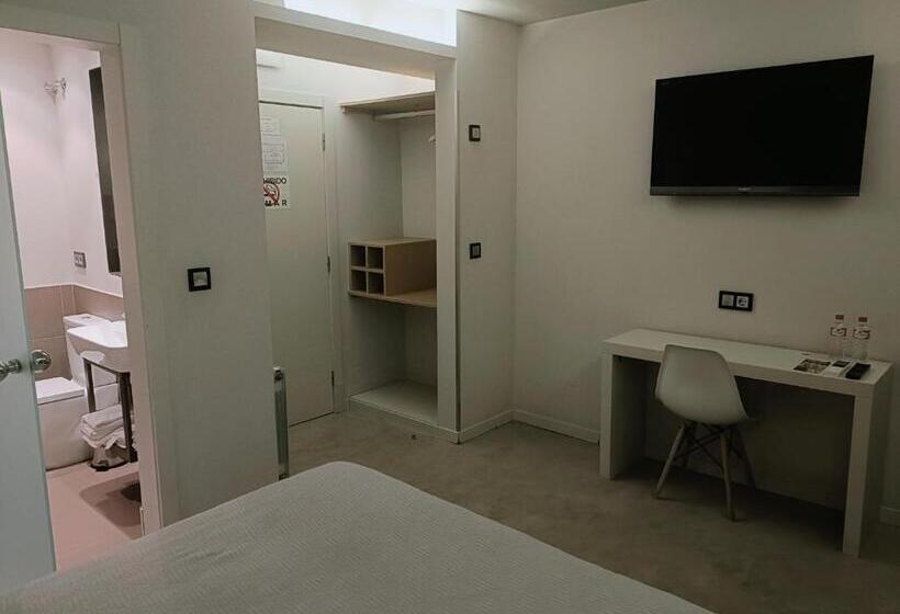 פנסיון Ardigales 11