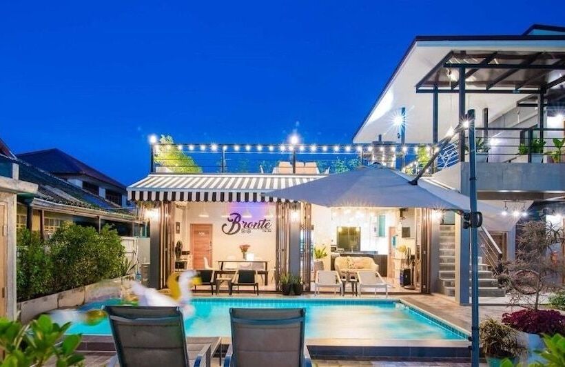 פנסיון Bronte Bnb