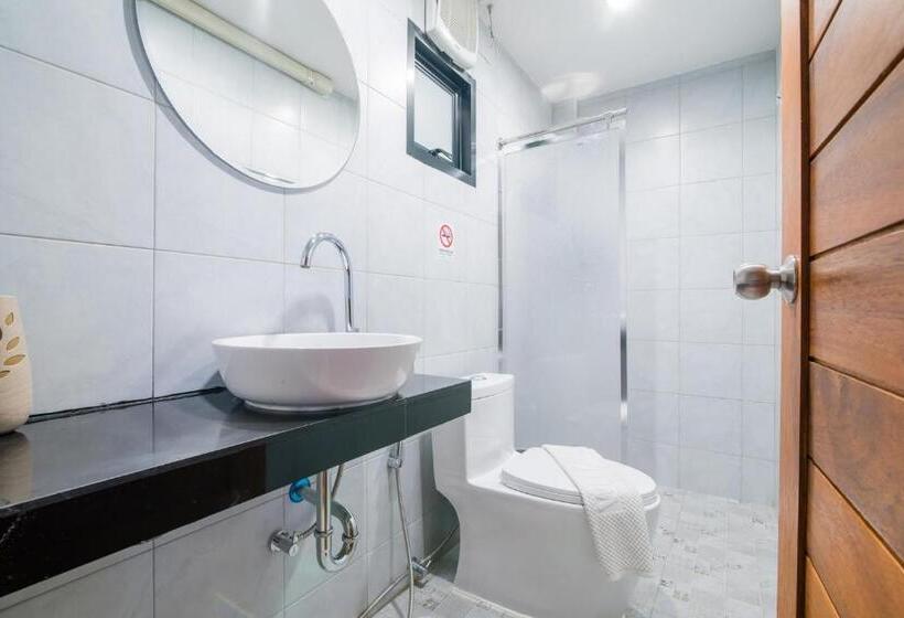 פנסיון Bronte Bnb