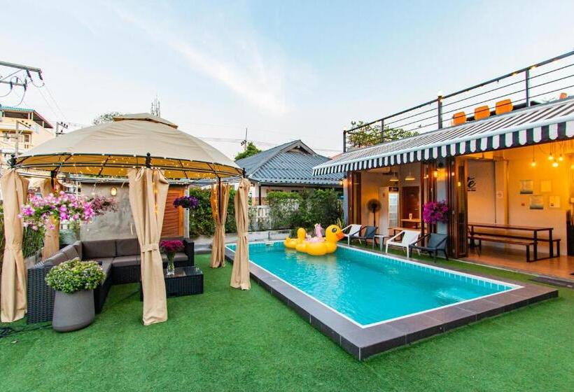 פנסיון Bronte Bnb