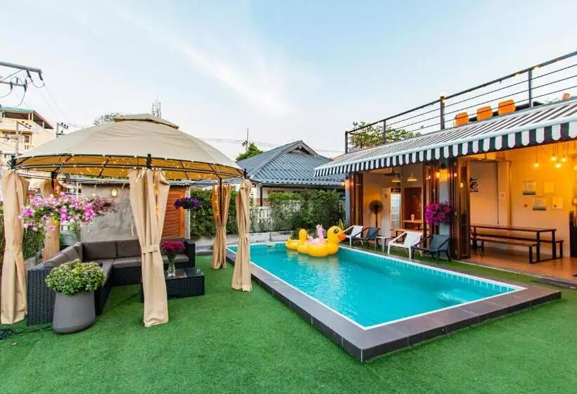پانسیون Bronte Bnb