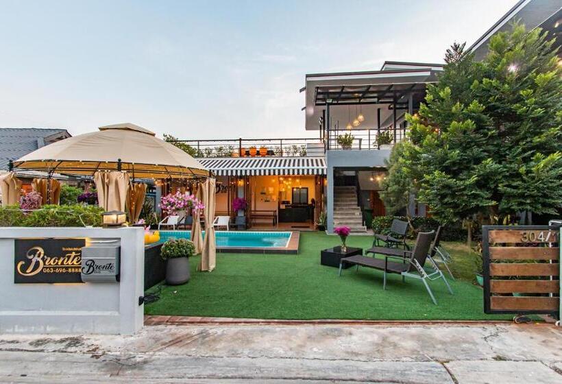 פנסיון Bronte Bnb