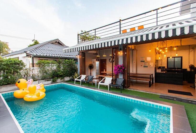 פנסיון Bronte Bnb