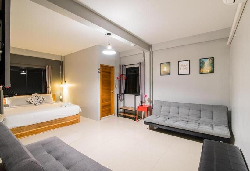 פנסיון Bronte Bnb