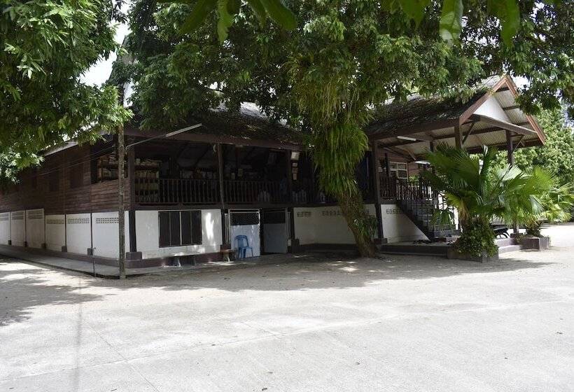 ペンション Thaweesuk Heritage Homestay