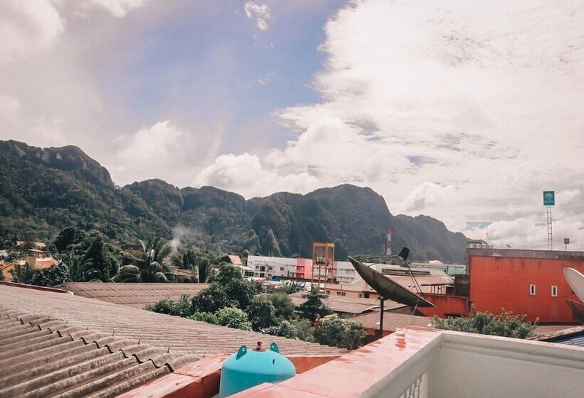 ペンション Thaweesuk Heritage Homestay