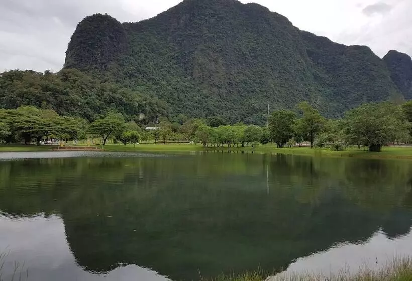 ペンション Thaweesuk Heritage Homestay