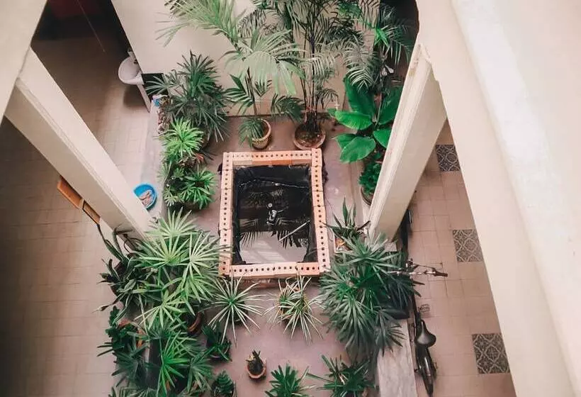 ペンション Thaweesuk Heritage Homestay