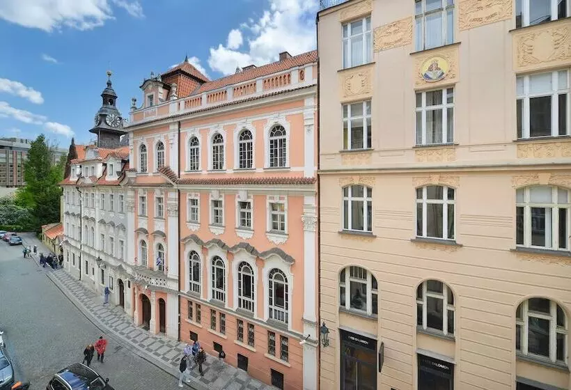Retkeilymaja Prague Old Town Residence