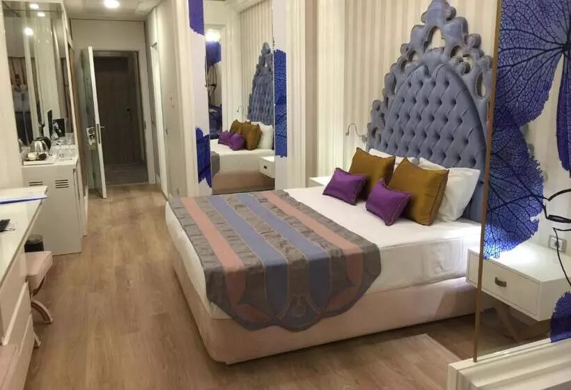Delphin Be Grand Resort