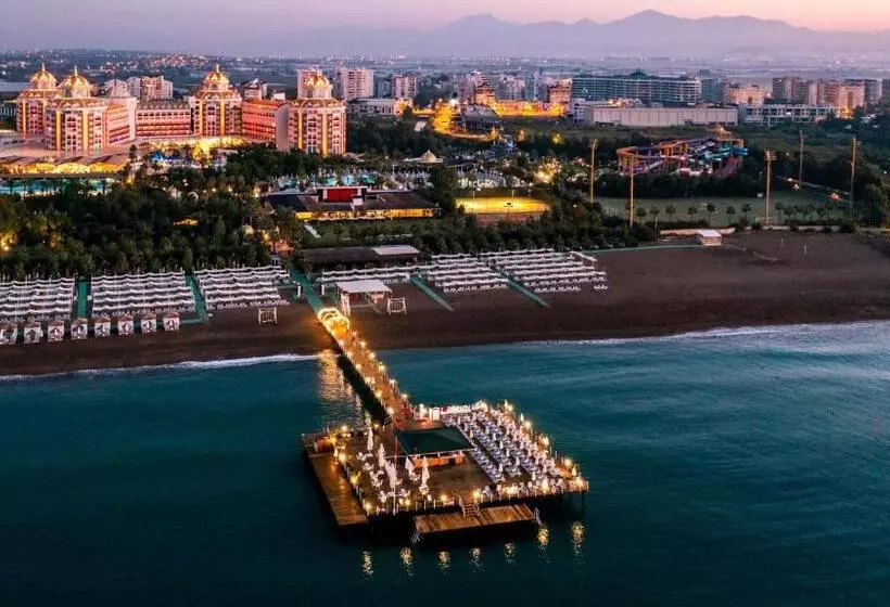 Delphin Be Grand Resort