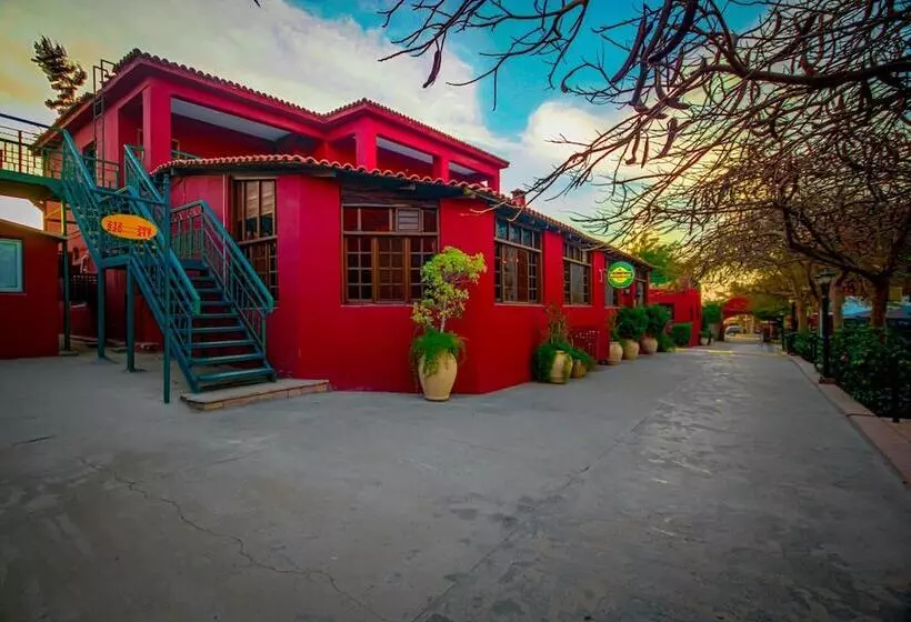 هتل Adham Compound
